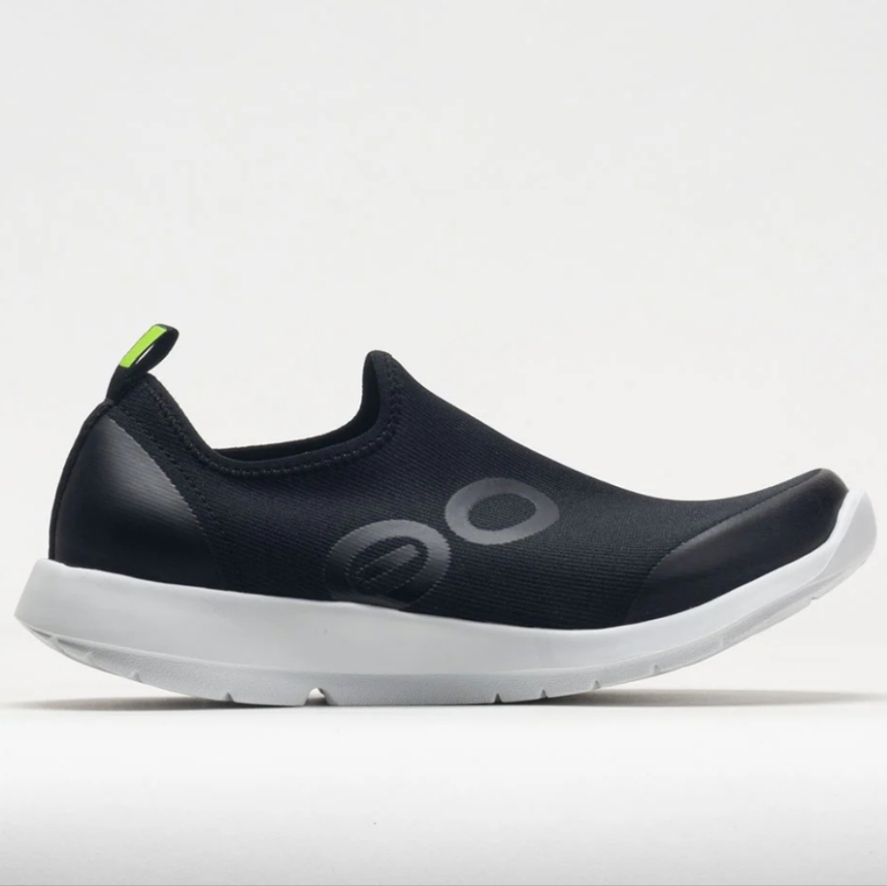 OOFOS OOMG Black Sport Slip-on Sneaker